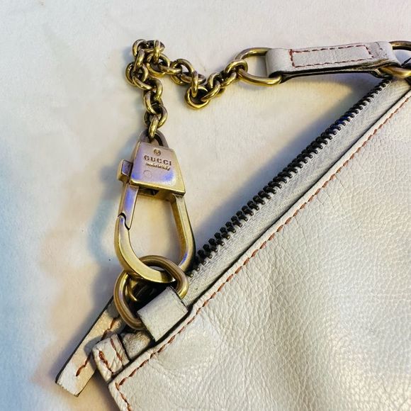 Gucci Rare GG Micro Purse Key Pouch Cream Leather Half Moon - Picture 12 of 14